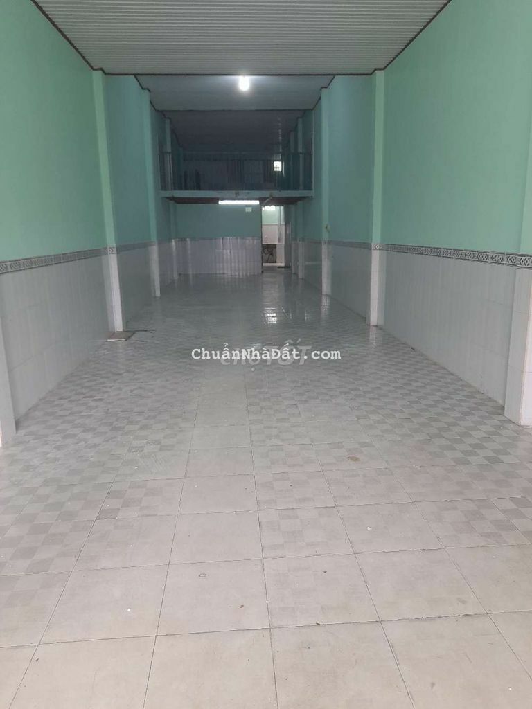 Cho thuê nhà 4×25 trống suôt , có gác lửng  đường 10m , p trung M  Tây