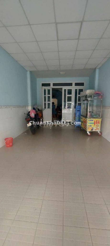 MT KD buôn bán ok.đường xe tải thông dtsd 230m2 3pngu. Vitri đẹp