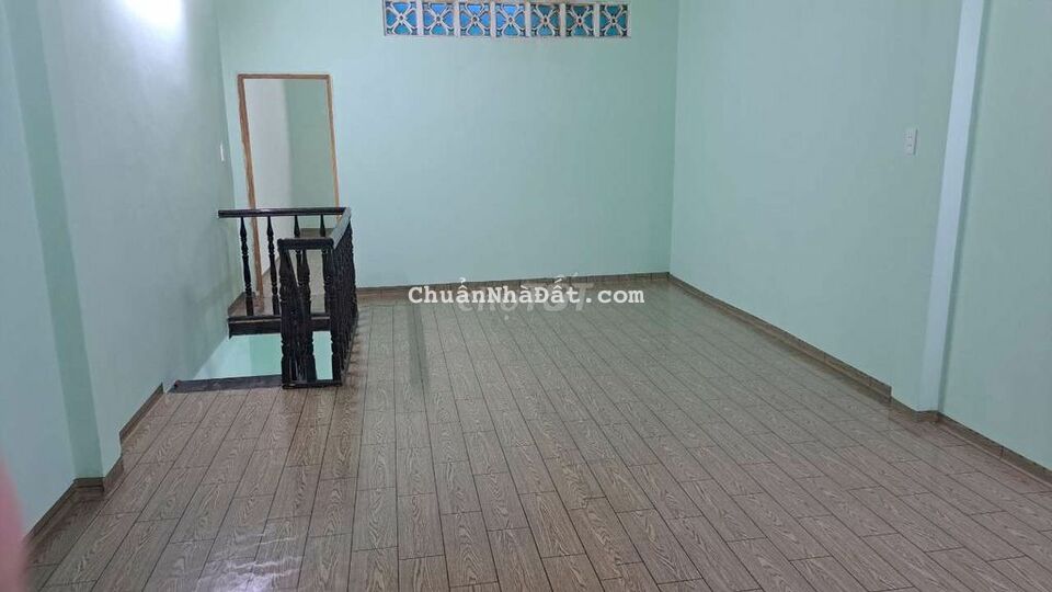 Cho thuê nhà nguyên căn 4 ×29 , có gác  ngay Song Hành  p Trung Mỹ Tây