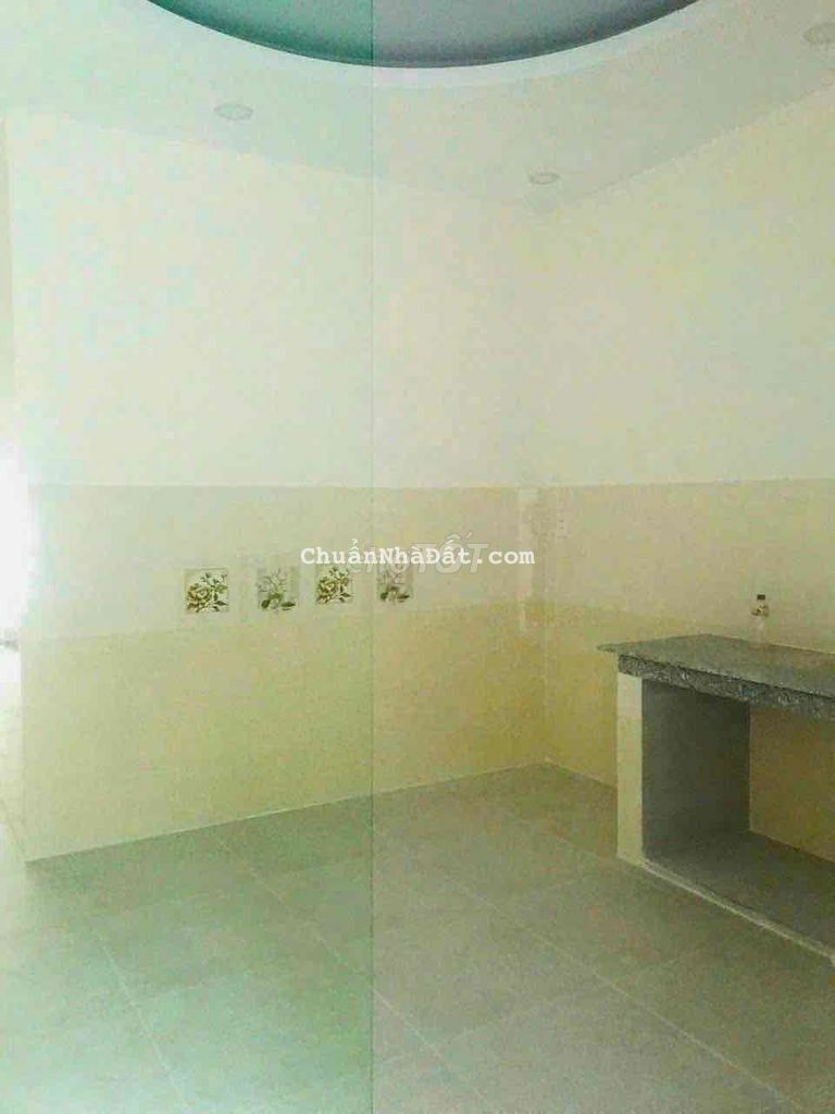 nhà trệt lửng 180m2 2pn 4*30 đg xe tải tiện SX K doanh