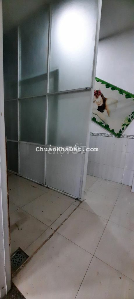 Nhà 1 lầu 6x22m, cách MT Nguyễn Văn Qúa 50m, HXH giá 8tr