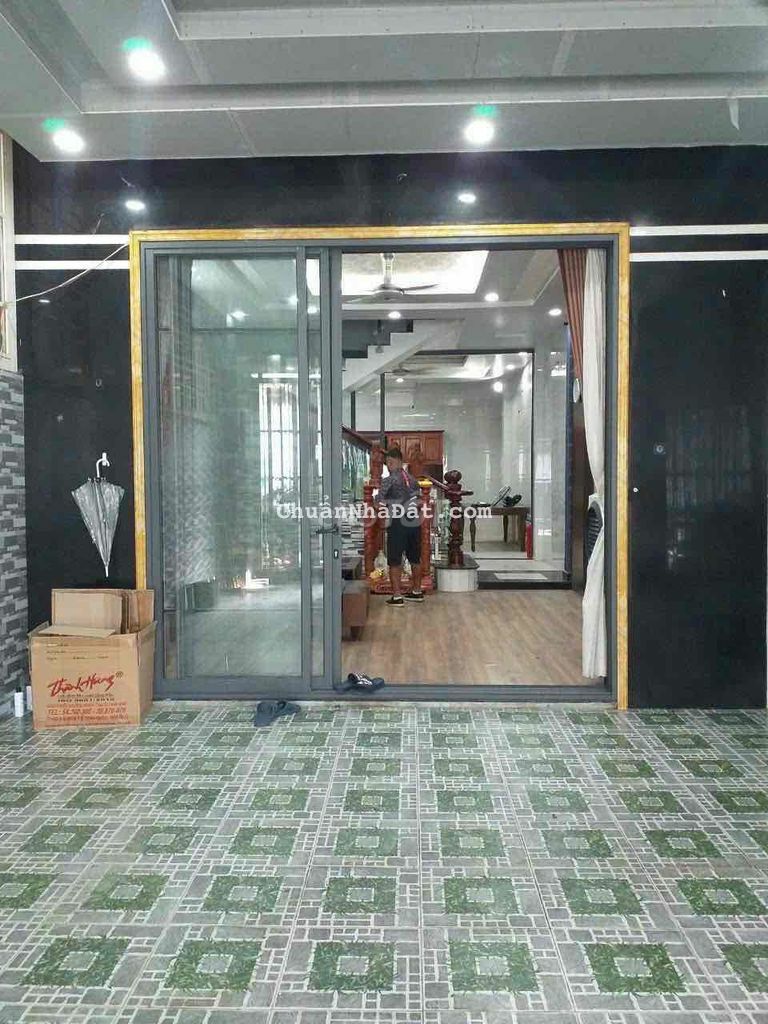 Nhà Trệt Lầu 5,5x20 6PN 6WC TL19 Ngay Ngã 4 Ga