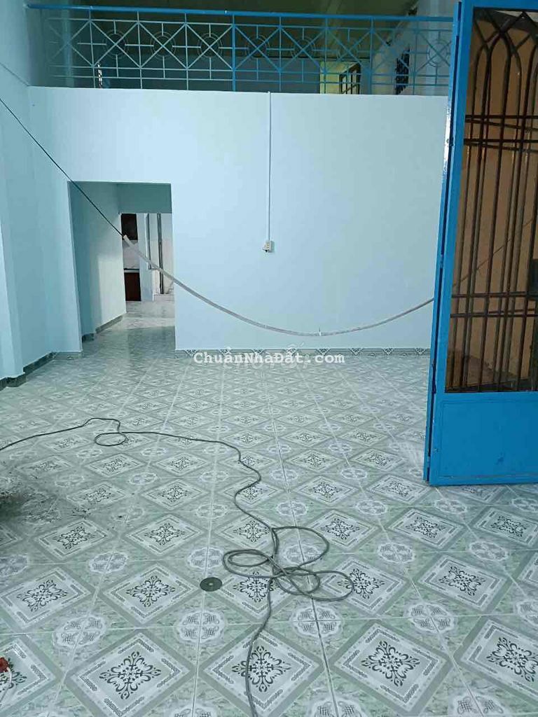 Nhà Mới Đẹp Trệt Lửng-140m2-3PN-Đường 5m Thông