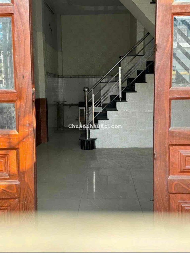 Cho thuê nhà 4x10m.xây 2 Lầu Mặt Tiền đường TA cách lê văn khương 50m