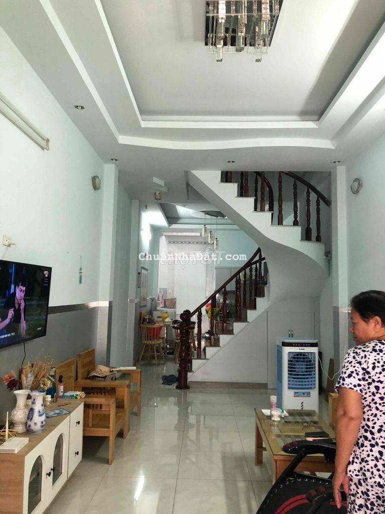 CHO THUÊ NHÀ 1/ DƯƠNG THỊ MƯỜI , HẺM XE TẢI, 1 TRỆT 1 LẦU, DT 3.5x17m