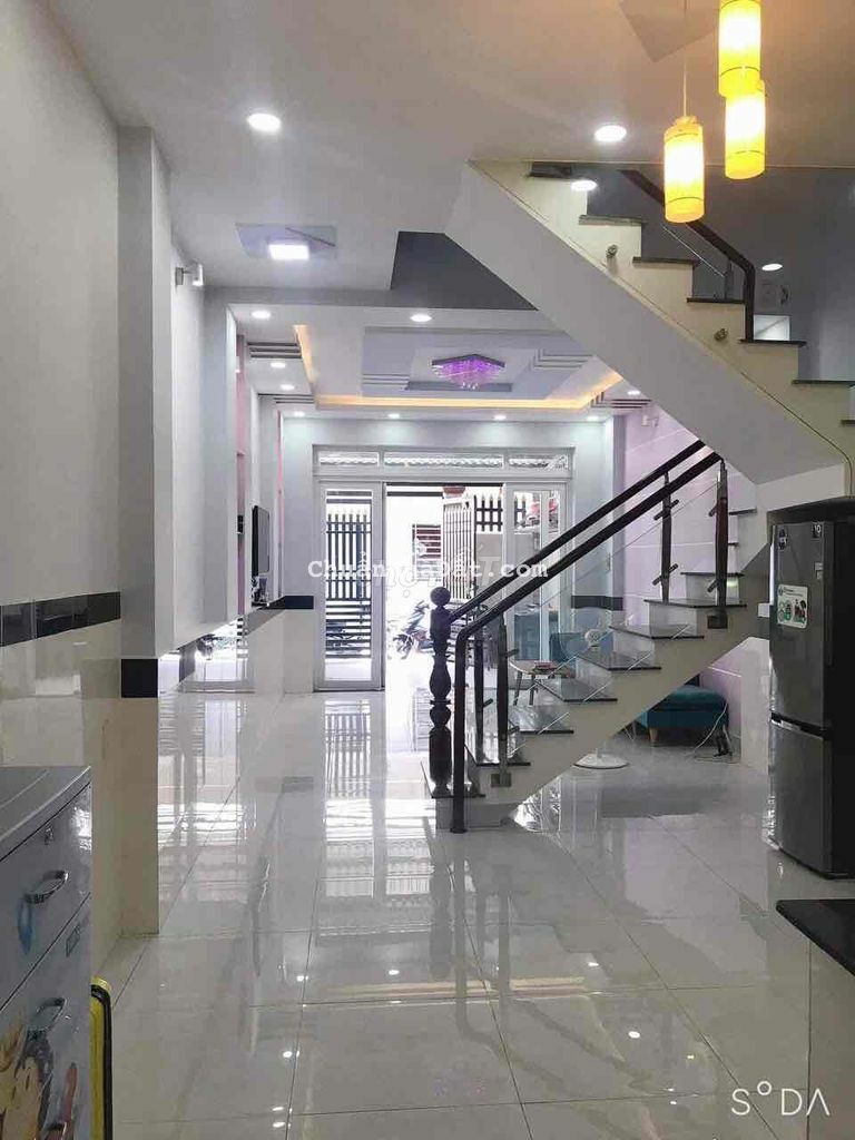 cho thuê nhà mới sạch sẽ 1/ tân thới hiệp 15, 1 trệt 1 lầu , dt 4x15m cho thuê nhà mới sạch sẽ 1/ tân thới hiệp 15, 1 trệt 1 lầu , dt 4x15m