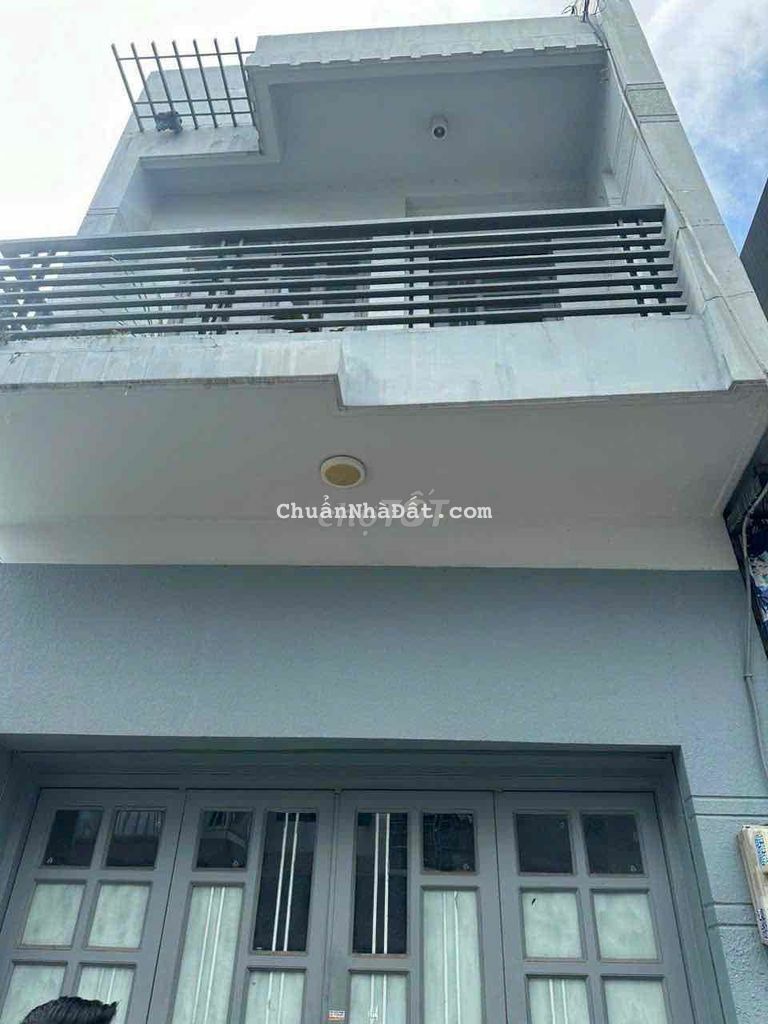 NHÀ ĐÚC ĐẸP 3 LẦU ĐƯỜNG NHỰA GẦN TRƯƠNG THỊ HOA 3PN GIÁ 8 TR CÒN BỚT NHÀ ĐÚC ĐẸP 3 LẦU ĐƯỜNG NHỰA GẦN TRƯƠNG THỊ HOA 3PN GIÁ 8 TR CÒN BỚT