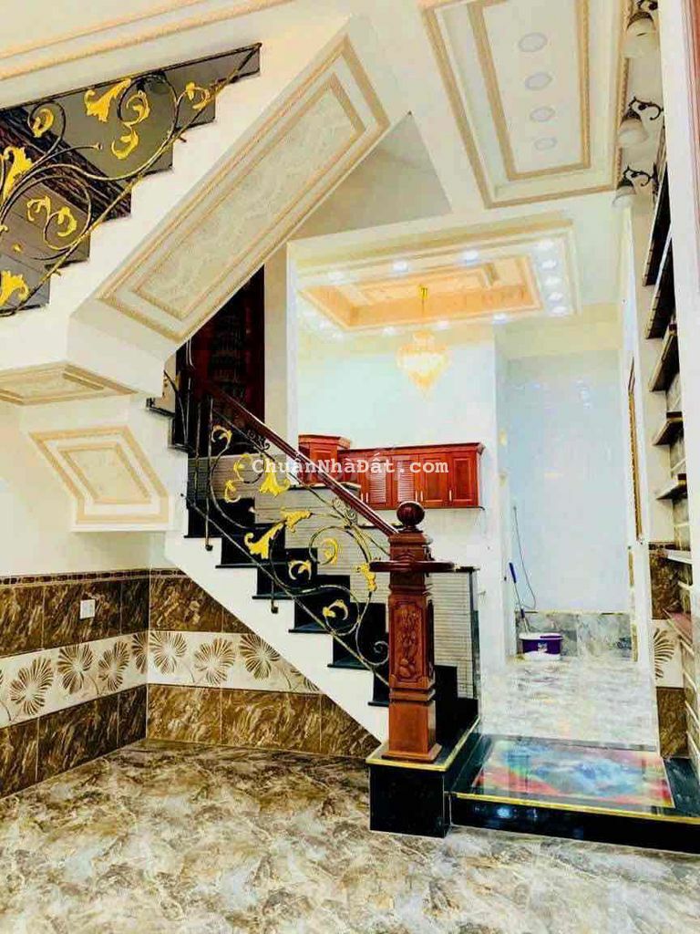 nhà trệt lửng 3 lầu sân thg 330m2 4pn 4,5*14 đg 7m