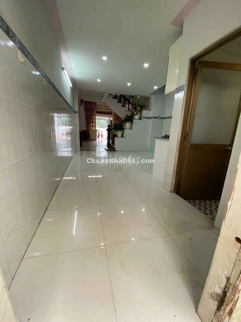 Nhà đep trệt + lửng 1 lầu dt 4x17m 3pn 3wc Tân Thới Hiệp Q12, 7 triệu Nhà đep trệt + lửng 1 lầu dt 4x17m 3pn 3wc Tân Thới Hiệp Q12, 7 triệu