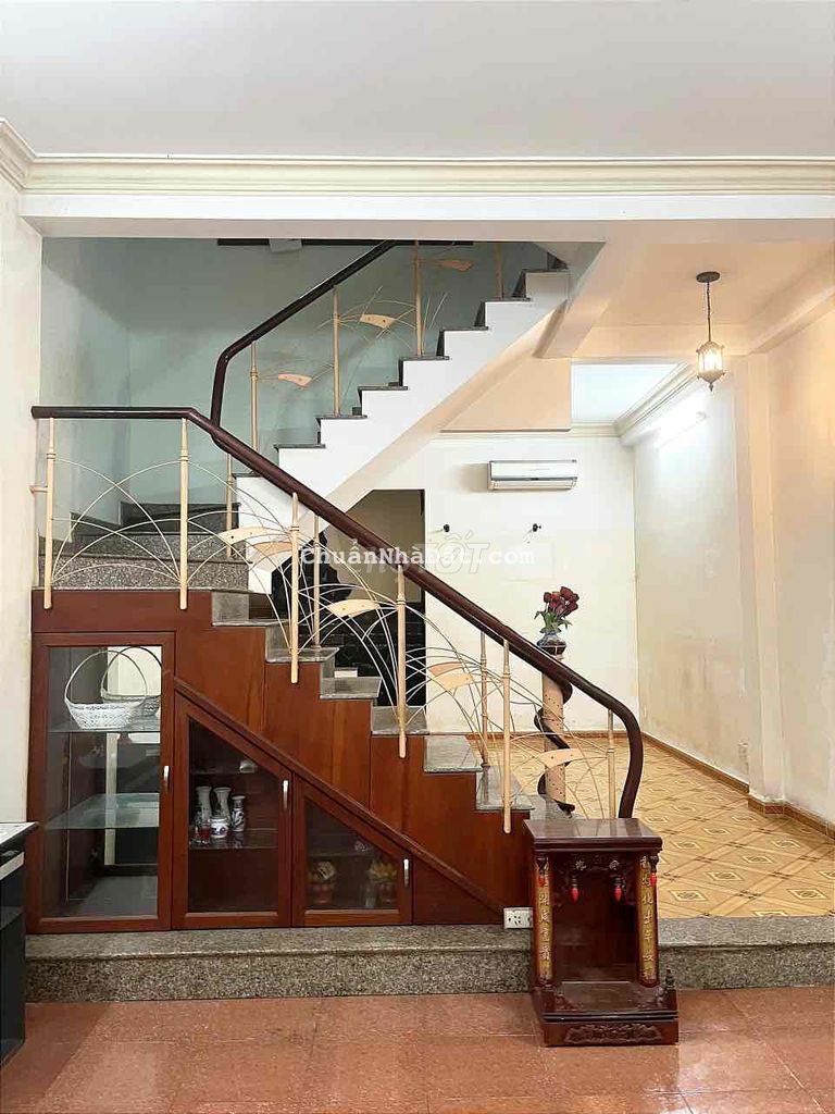 NHÀ ĐÚC ĐẸP NGAY CHỢ HẠT ĐIỀU QUẬN 12 3PN GIÁ 7 TRIỆU NHÀ ĐÚC ĐẸP NGAY CHỢ HẠT ĐIỀU QUẬN 12 3PN GIÁ 7 TRIỆU