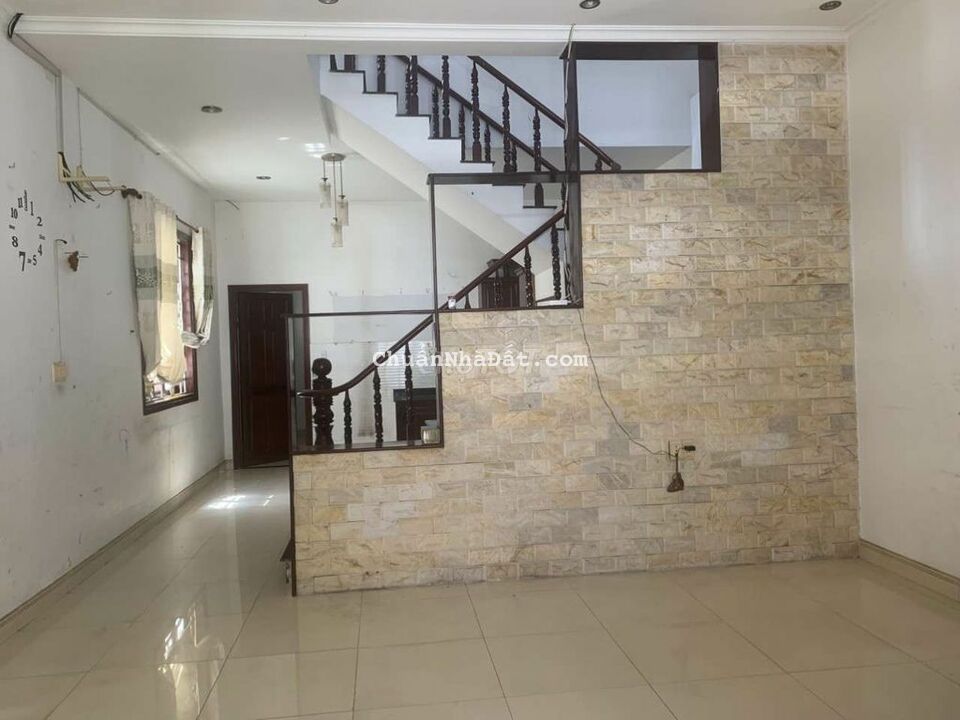 CHO THUÊ NHÀ HẺM SONG HÀNH, TÂN HƯNG THUẬN, Q13, CÓ 3PN, 3WC GIÁ 6TR