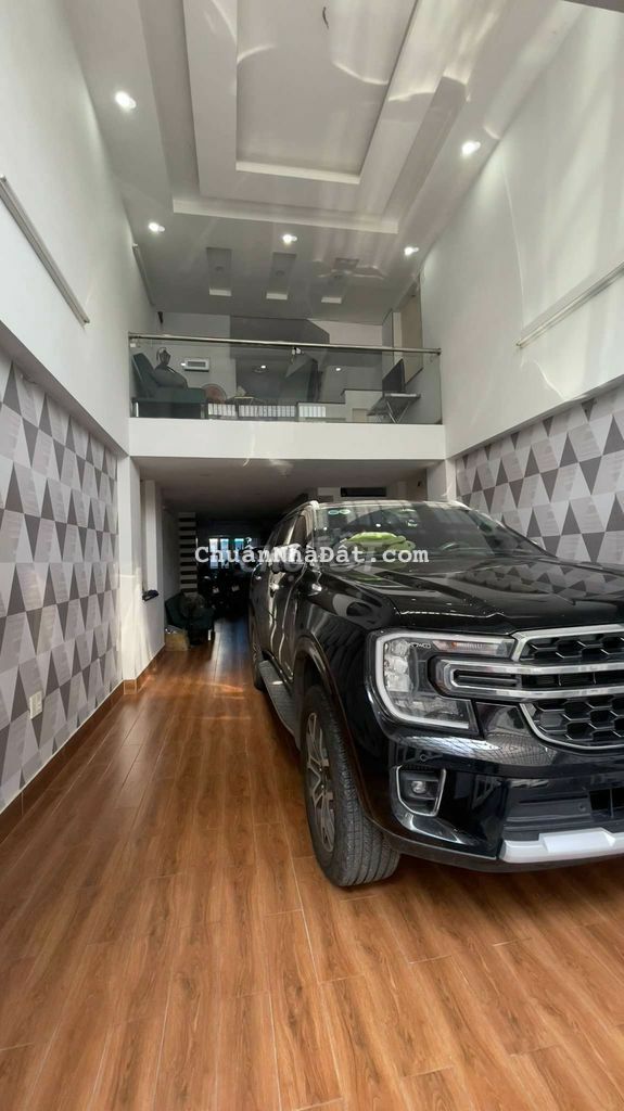 Nhà liền kề mới đẹp khu vực an ninh hàng xóm thân thiện 300m2 4p ngủ