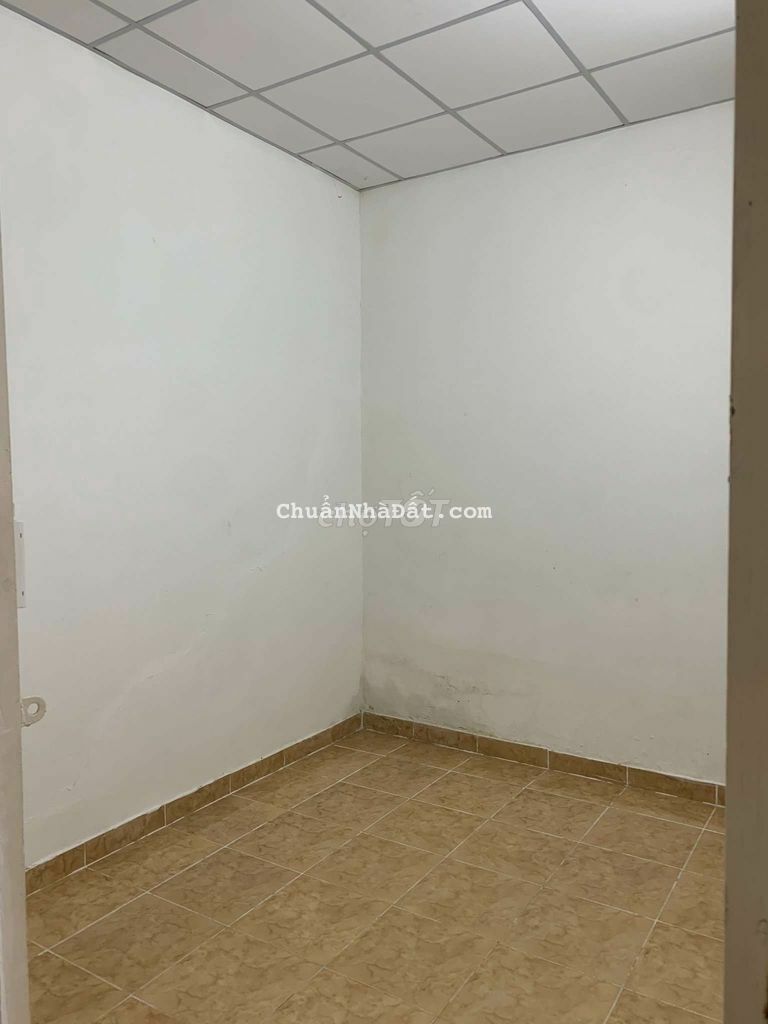 4*20 trệt có 3 pn hẻm 7m lâm thị hố, sạch sẽ vào ở ngay