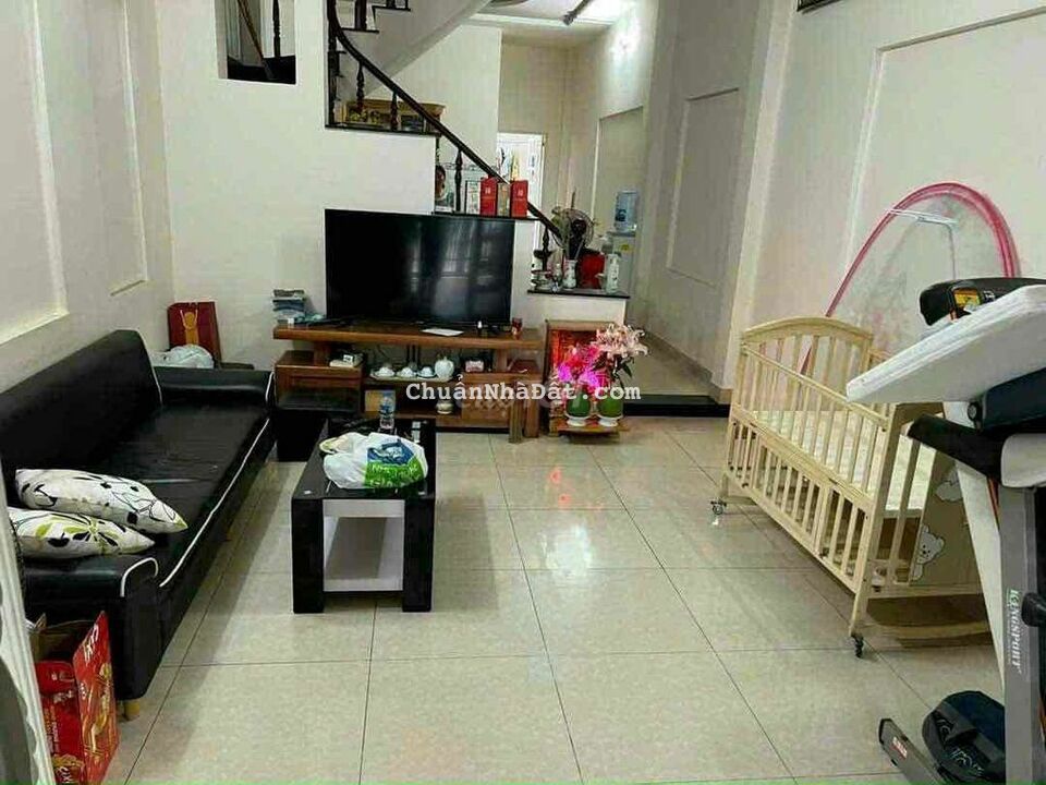 Nhà 1/Hà Huy Giáp 4*20.1trệt 1lầu 2pn3wc. Giá 7tr