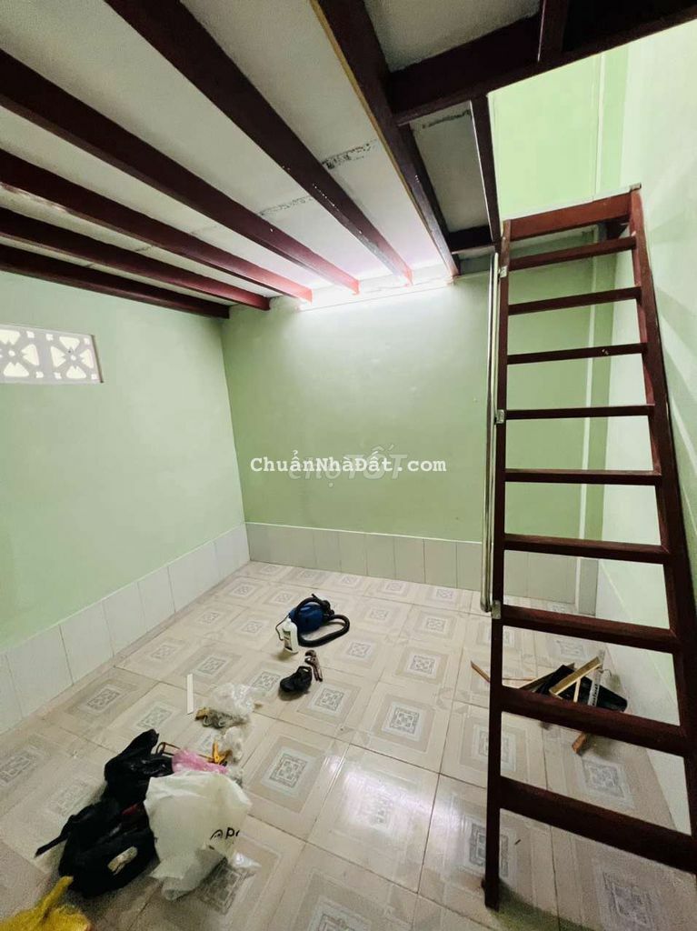 Cho thuê nhà nguyên căn ngay siêu thị metro q12 4.3x18m 5phòng 2wc