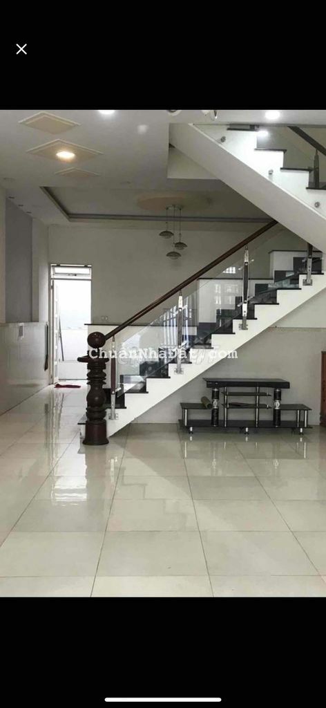 nhà trệt lầu 160m2 2pn 5*16 dg xe hơi sát pm quang trung