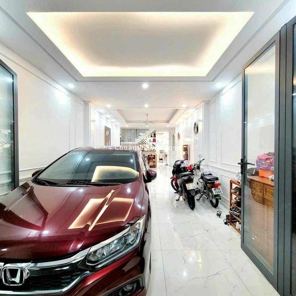 Nhà 2 Lầu Sân Xe Hơi 4PN 5WC Sân Xe Hơi Giá 8Tr