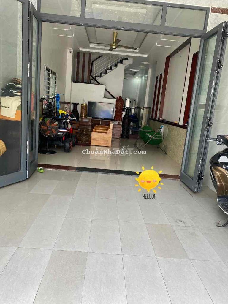 nhà trệt 2lau 240m2 4pn 4,5*18 mới keng tiện Kdoanh nhà trệt 2lau 240m2 4pn 4,5*18 mới keng tiện Kdoanh