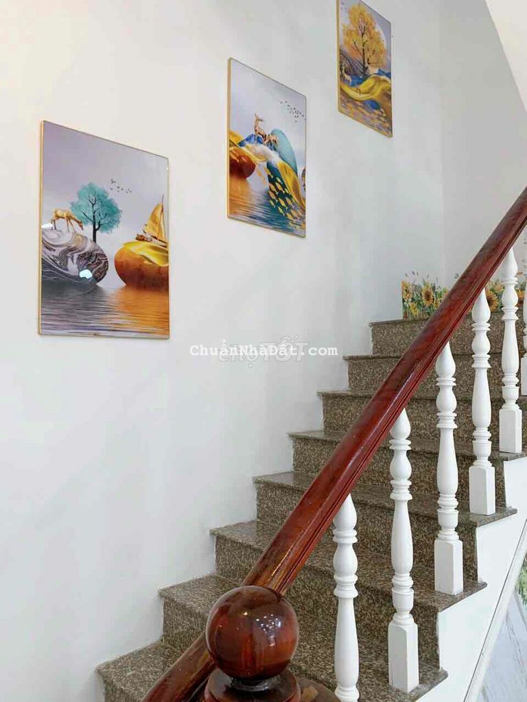 Nhà Thới An. 4*20. 1tr1 3pn, 2wc. Giá 9tr