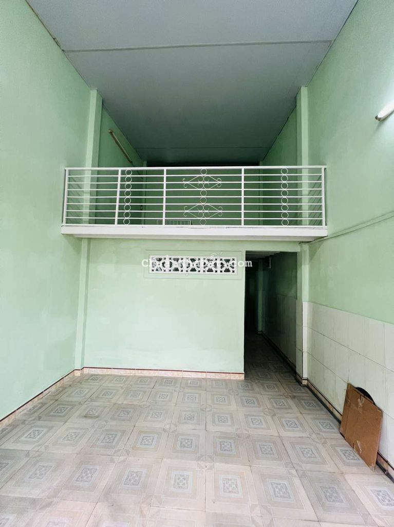 Nhà mới đẹp ngay siêu thị metro q12 cầu vượt tân thới hiệp 5 phòng ngu