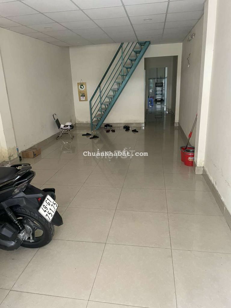 1/ Trường Chinh thông ra so song hành đường xe hơi dt 180m2 kvan ninh