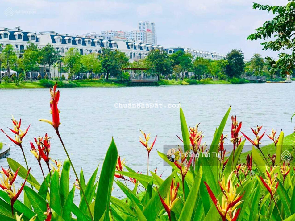 Cho thuê nguyên căn nhà phố Lakeview City giá 30tr đầy đủ nội thất. LH: 0917330220