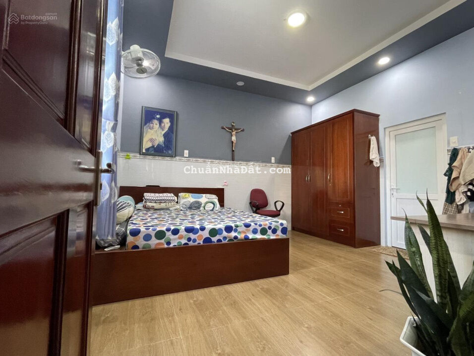 Cho thuê nhà nguyên căn đường số  28 phường Bình trưng Tây Q2 LH 0937008276