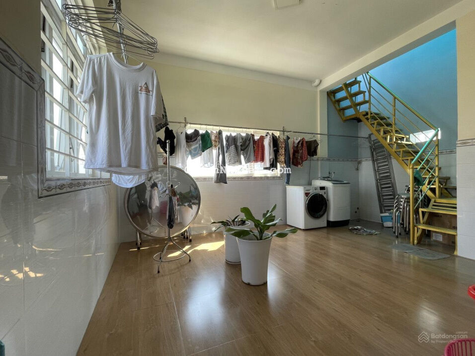 Cho thuê nhà nguyên căn đường số  28 phường Bình trưng Tây Q2 LH 0937008276