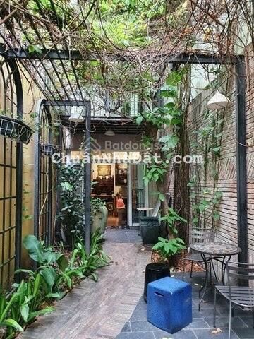 Ngang 6m - cho thuê nguyên căn có sân vườn 24 Phạm Ngọc Thạch, Quận 3