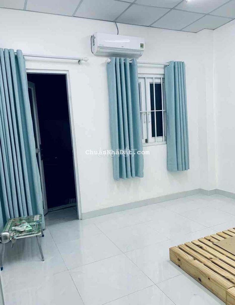 NHÀ MỚI,RỘNG ĐẸP Q3,gần Bờ Kè.1Trệt 1L,2P.Ngủ.2M. Lạnh ở 4-5ng Ok