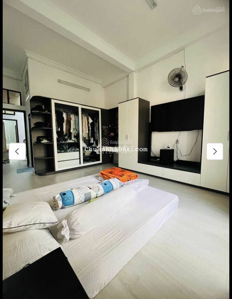 Cần cho thuê nhà MT Cách Mạng Tháng 8, Quận3, dt 4x30m, giá 33tr/tháng Cần cho thuê nhà MT Cách Mạng Tháng 8, Quận3, dt 4x30m, giá 33tr/tháng