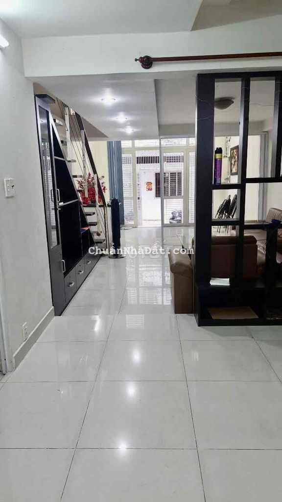 Cho thuê nhà khu đường Vip Lê Văn Sỹ quận 3 Cho thuê nhà khu đường Vip Lê Văn Sỹ quận 3