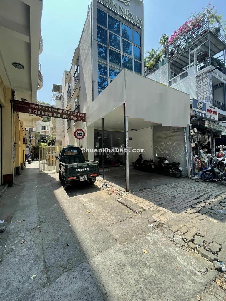 NHÀ MẶT TIỀN 4X20, 1T2L, VỈA HẺ, SÂN RỘNG, NGUYỄN THỊ MINH KHAI, Q3 NHÀ MẶT TIỀN 4X20, 1T2L, VỈA HẺ, SÂN RỘNG, NGUYỄN THỊ MINH KHAI, Q3