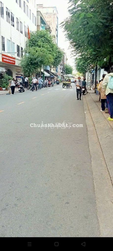 Mặt Tiền Ngô Quyền ngang 4,5 dài 25m, nhà mới đẹp.