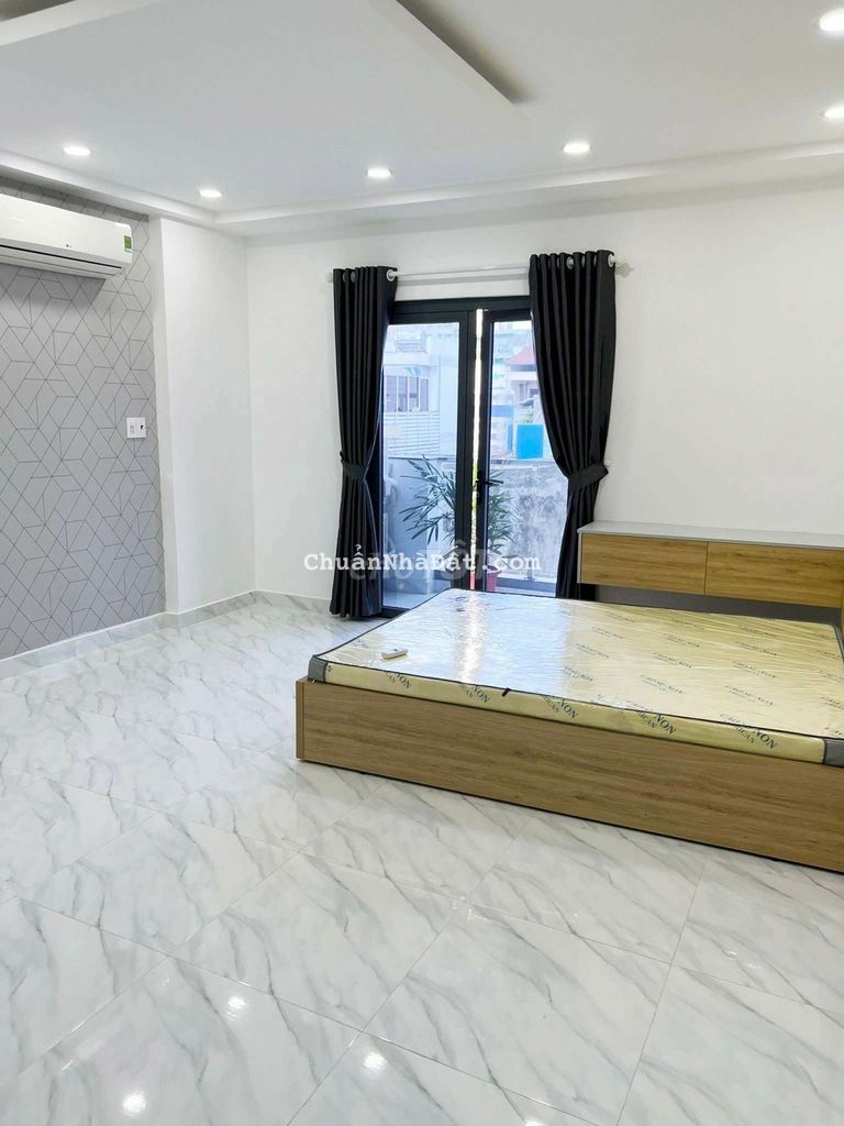 Nhà Trần Bình Trọng, trệt 4 lầu, hẻm xe hơi, nội thất cơ bản. Nhà Trần Bình Trọng, trệt 4 lầu, hẻm xe hơi, nội thất cơ bản.