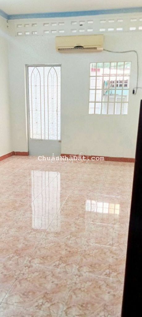 Nhà Nguyễn Văn Cừ, 3 phòng ngủ, hẻm 5m thông, khu an ninh.