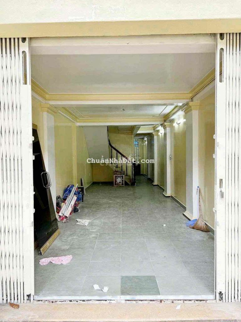 Cho thuê nhà mặt tiền chợ An đông