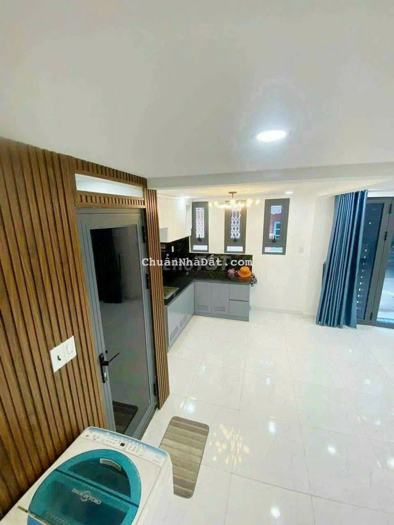 Nhà Nguyễn Trãi vs Huỳnh Mẫn Đạt, trệt 2 lầu, 3 phòng 4 wc