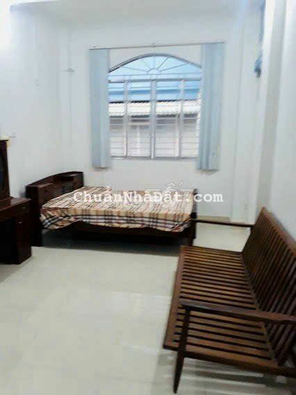 Cho thuê nhà Huỳnh Mẫn Đạt, P2, Q5. DT: 3.2x13m, 2 lầu, 3PN. 12 triệu