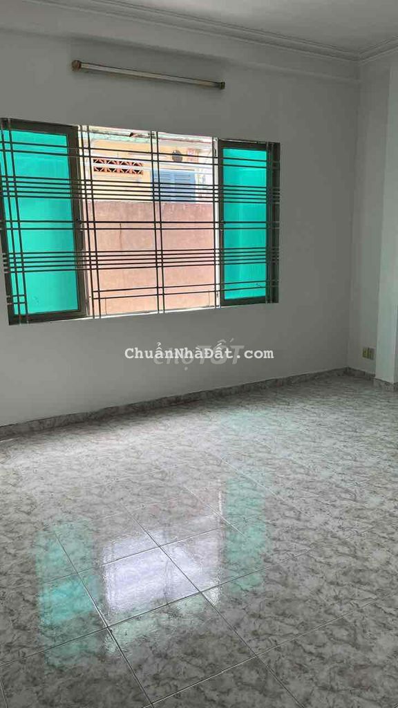 nhà thuê  mặt tiền q5