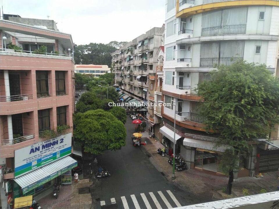 Nhà mặt tiền Nguyễn Trãi, trệt 5 lầu, kinh doanh tự do, chủ dễ tính