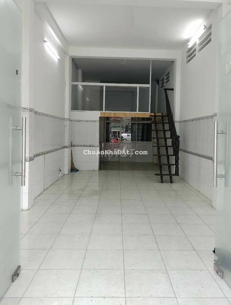 12 triệu có ngay Mặt tiền KD Hải Thượng Lãn Ông DT:3,5x14m. 12 triệu có ngay Mặt tiền KD Hải Thượng Lãn Ông DT:3,5x14m.