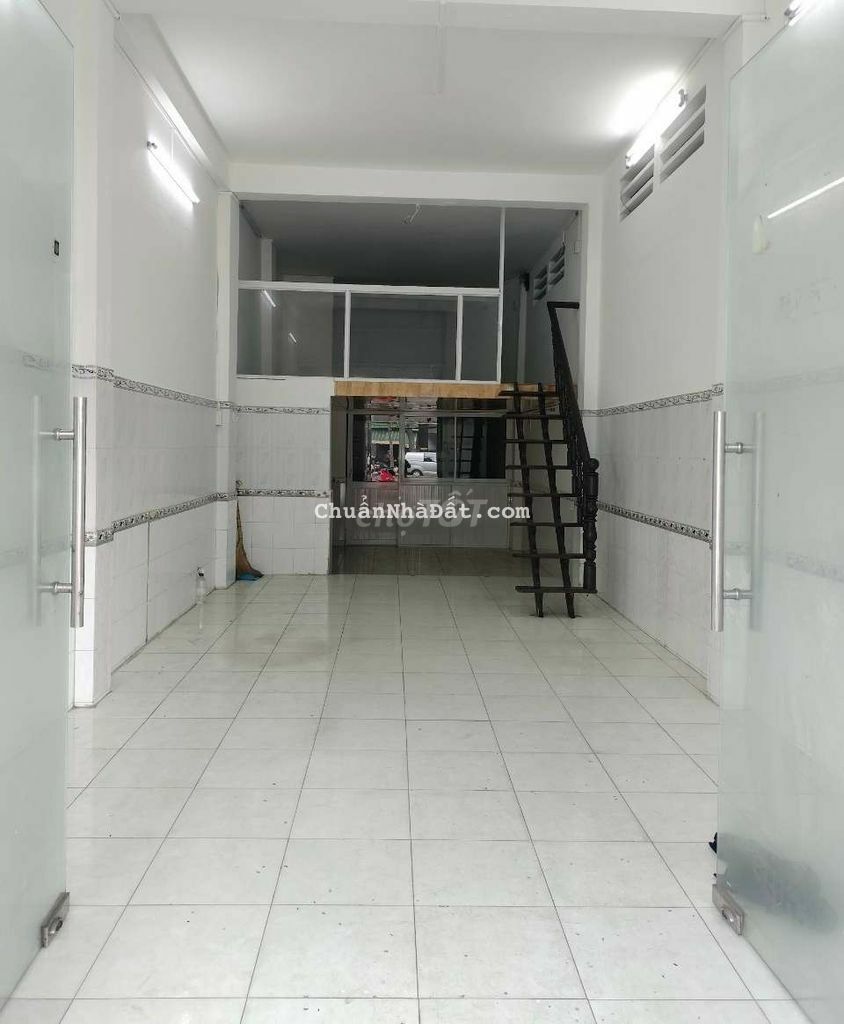 Mặt tiền hải thượng lãc ông, q5, dt: 3,5x15m trệt gác, giá rẻ