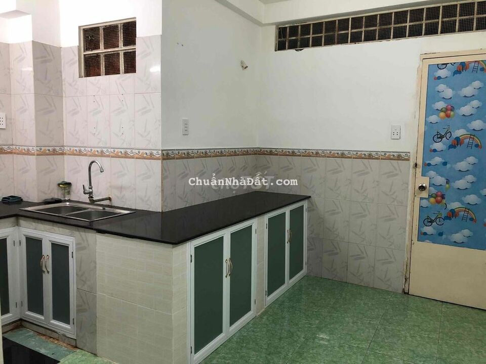 Nhà DTSD 180m2 hẻm xe hơi 5PN Phạm Văn Chí