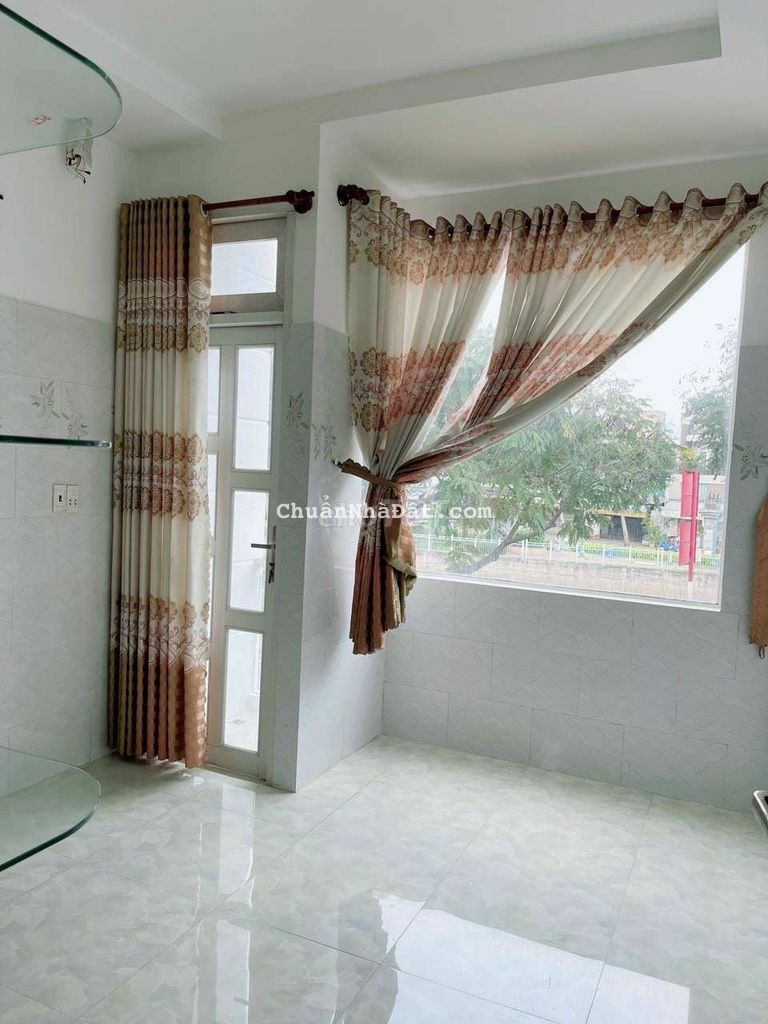 CHO THUÊ NHÀ MẶT TIỀN THUẬN TIỆN KINH DOANH BUÔN BÁN - HỒNG BÀNG Q6