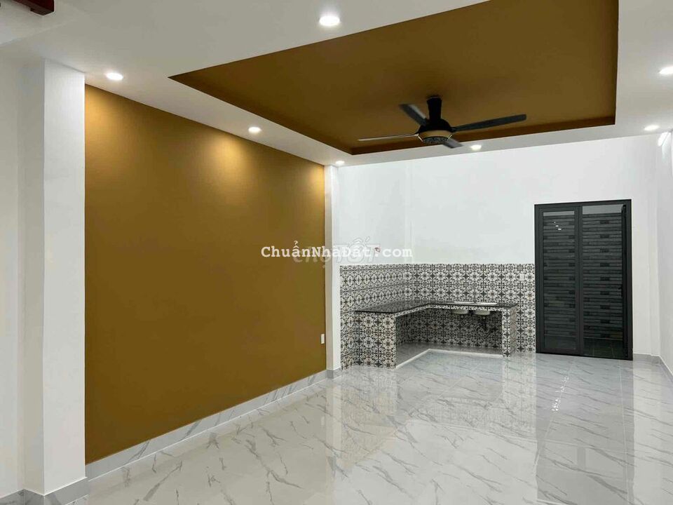 Nhà đẹp Bình Phú 1 - 4m x 20m - 2PN 2WC có máy lạnh