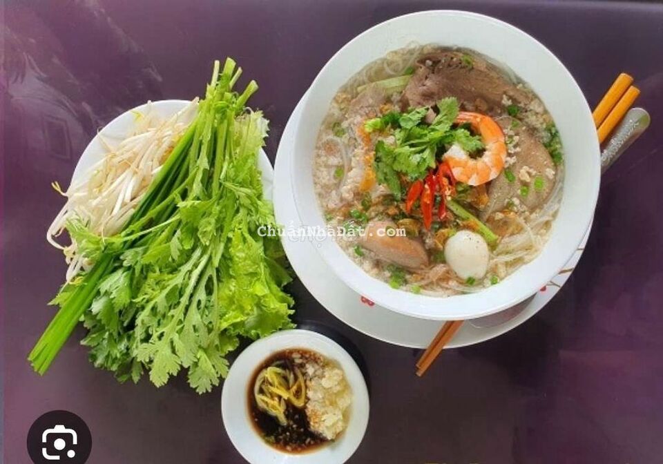 SANG QUÁN HỦ TÍU KHU CƯ XÁ NGÂN HÀNG DT 4X25 ĐƯỜNG RỘNG 24M