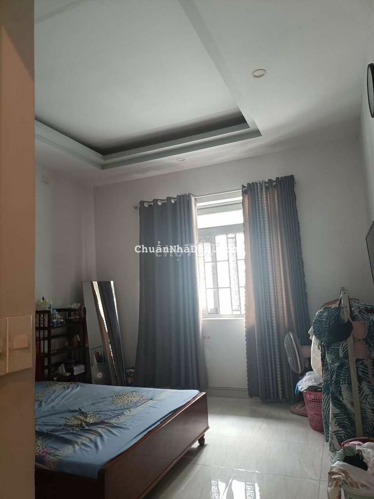 Nhà 1 Trệt 3 Lầu 4 Phòng 5x20 hẻm 142 đường Tân Mỹ Tân Thuận Tây