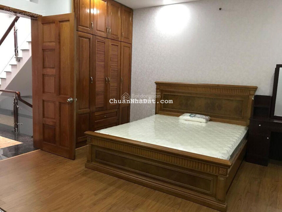 Nhà nguyên căn Hoàng Quốc Việt - Phú Thuận - Quận 7. DT 5x20m 3 lầu giá 20tr/th