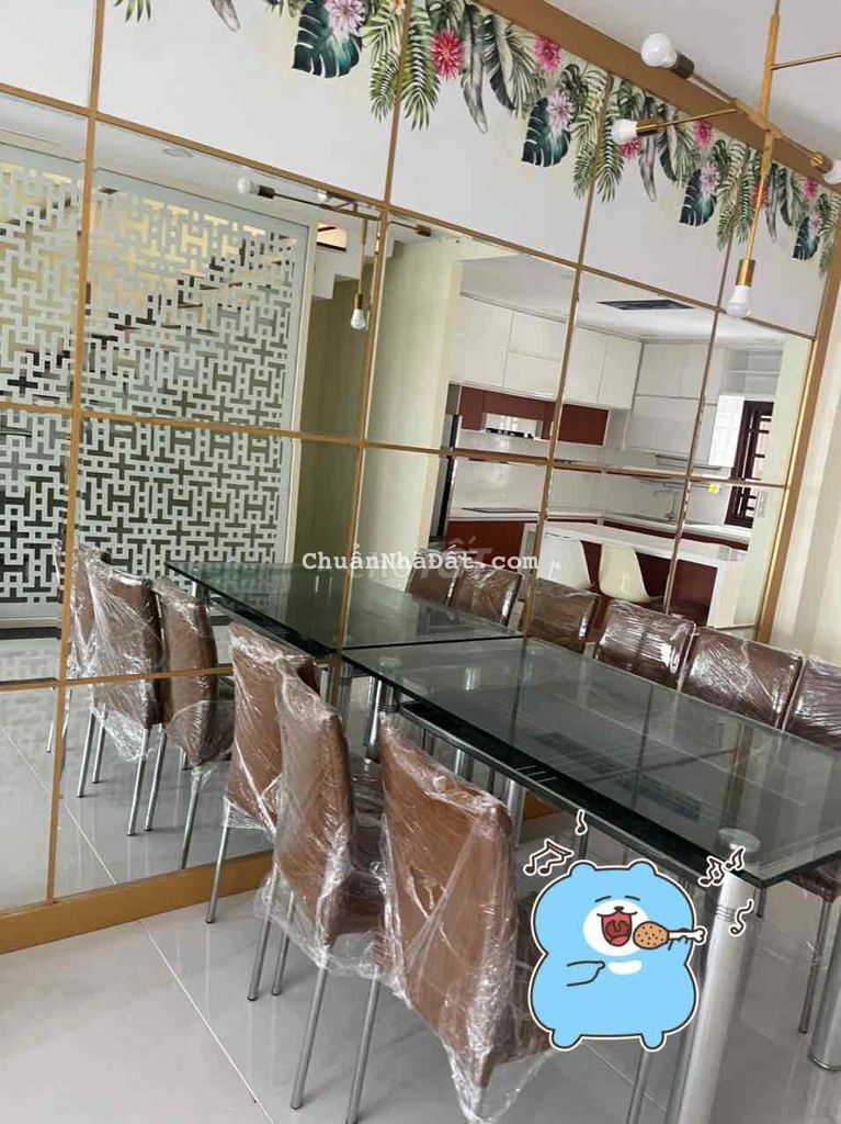 Trệt Hầm 3 Lầu Full Nội Thất Khu Ven Sông Remix